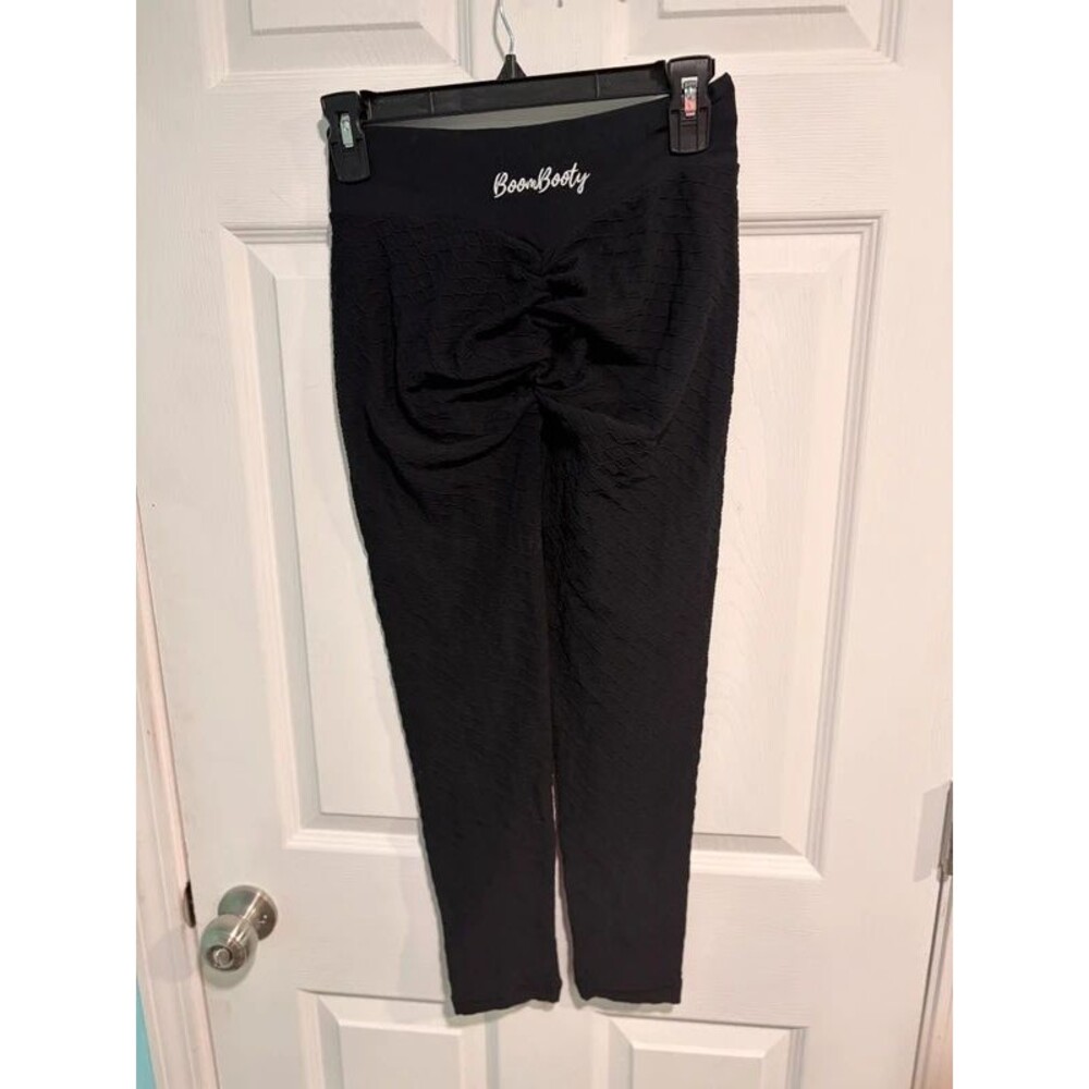 BoomBooty lifting stretch black yoga pants L
